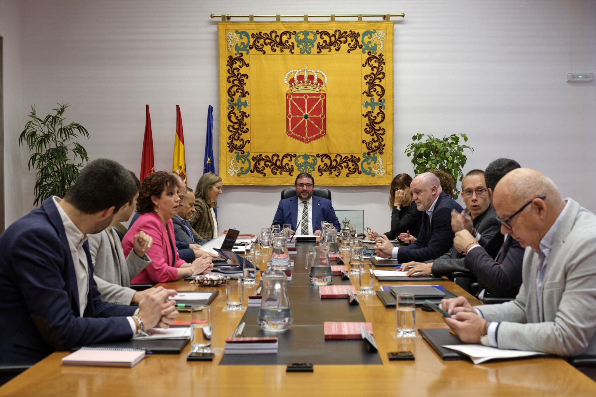 Mesa de Junta y Portavoces del Parlamento de Navarra, este lunes 6 de octubre