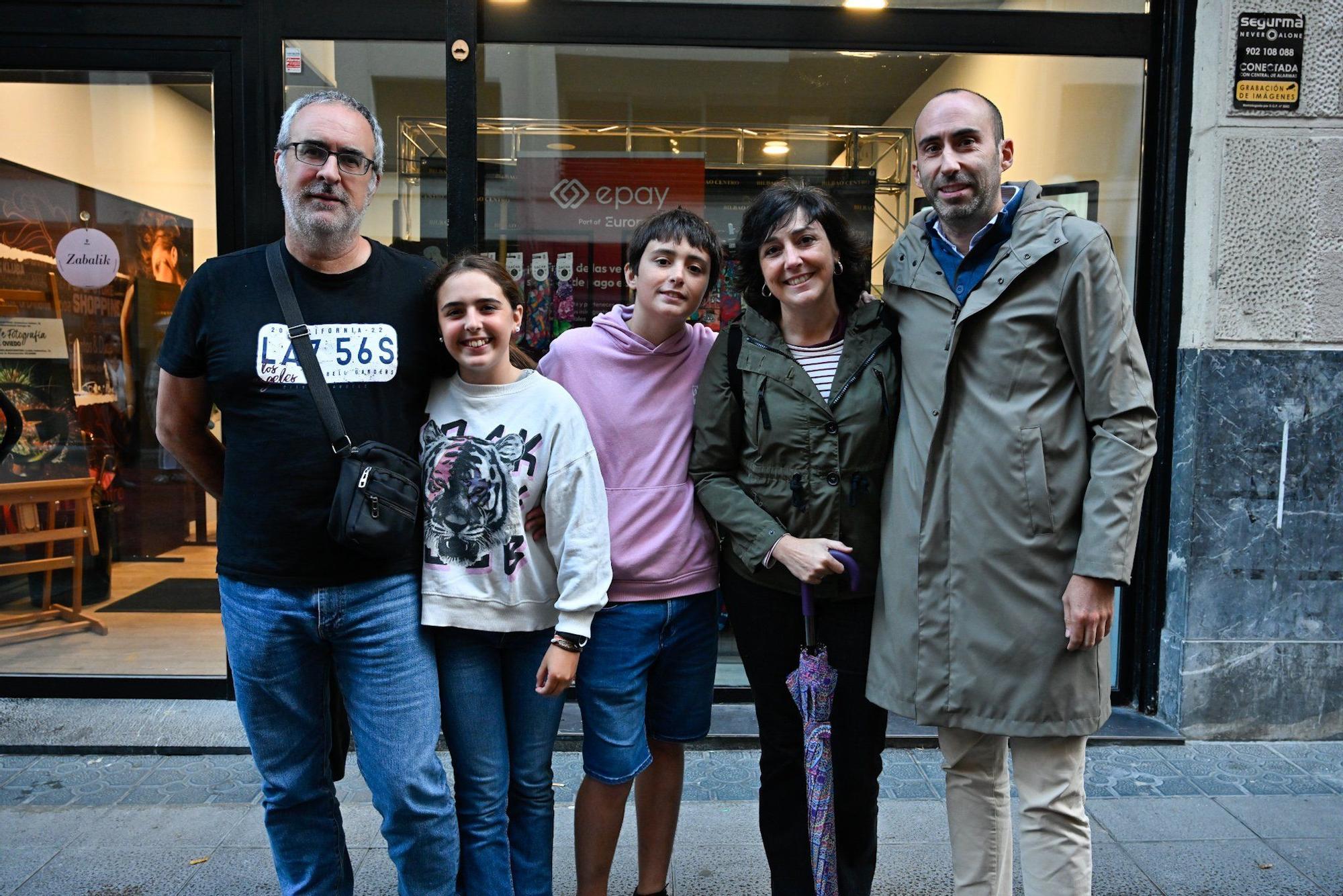 José Javier Léniz, Katalin Léniz, Xabier Léniz, Itziar Oviedo y Aitor Iturralde.