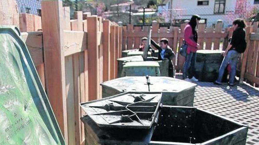Bidebieta, Intxaurrondo y Ulia tendrán casetas para compostar