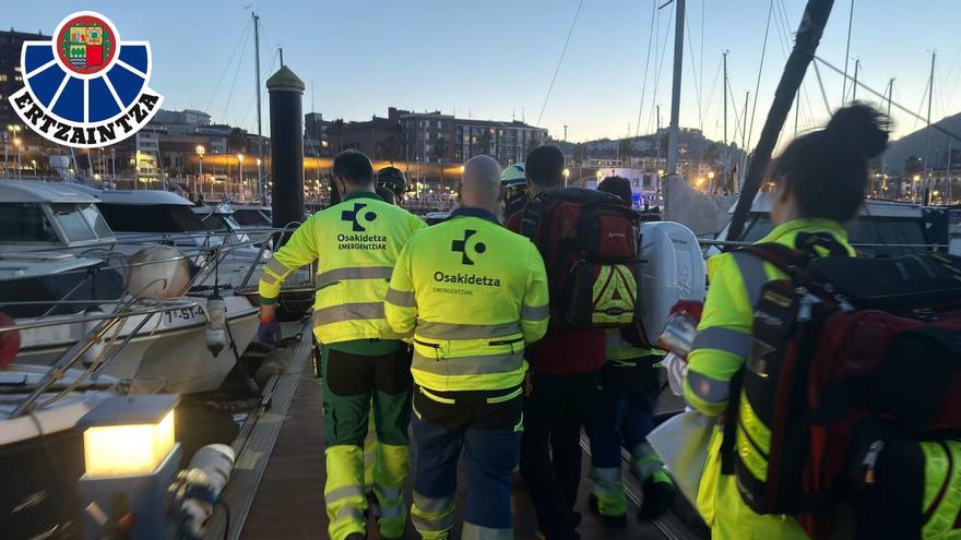 Salvan la vida a un hombre en parada cardiorrespiratoria en el puerto de Santurtzi