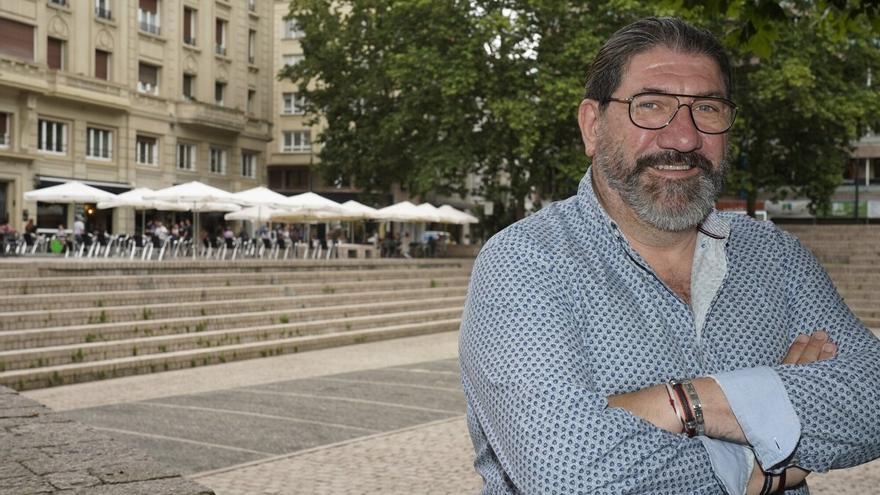 Juan Carlos Antolín: "Nos está costando encontrar camareros para las fiestas de La Blanca"