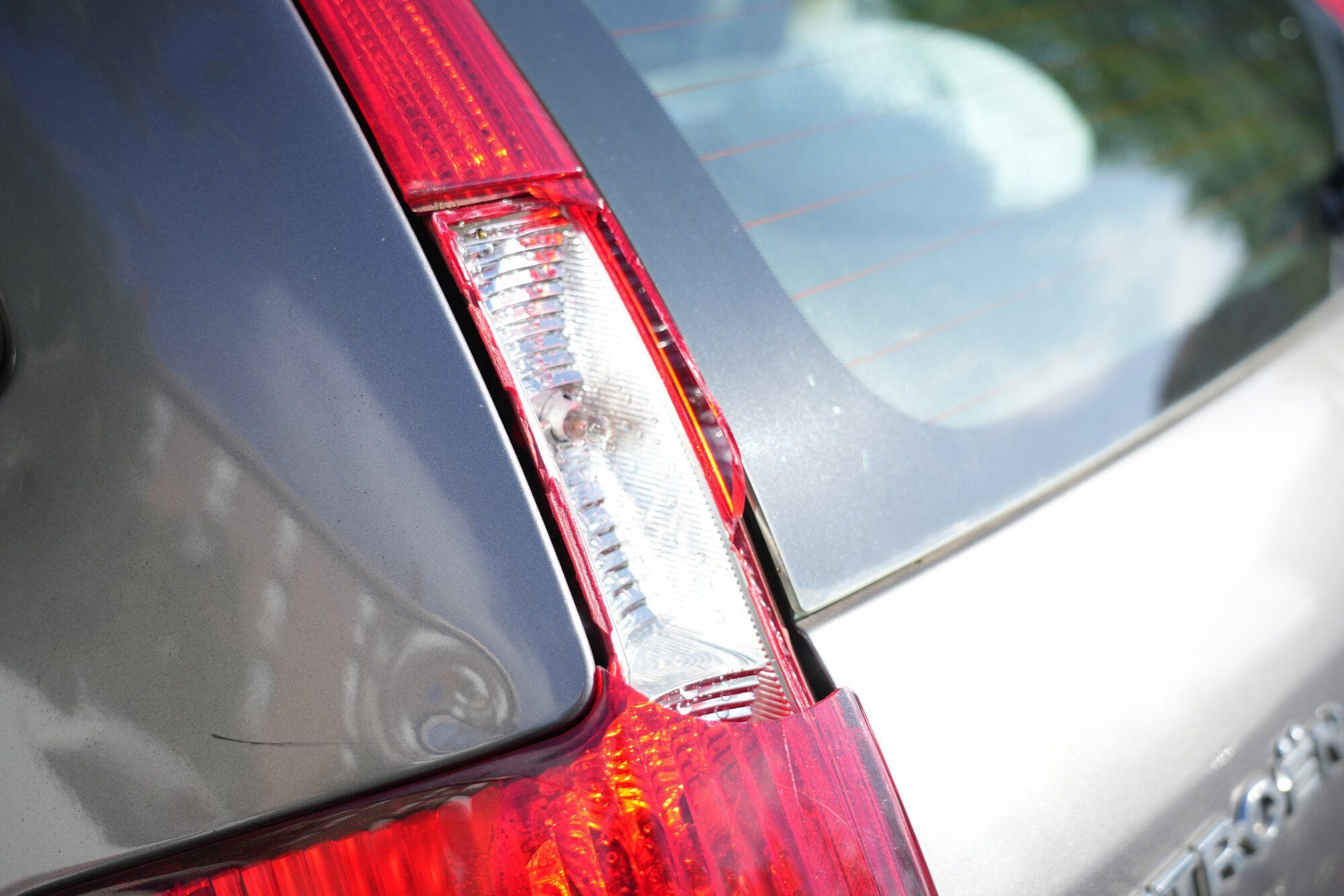 En imágenes: Así ha amanecido la capital alavesa tras la espectacular granizada