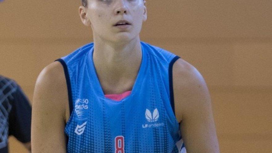 Irati Etxarri, convocada por la selección absoluta de baloncesto