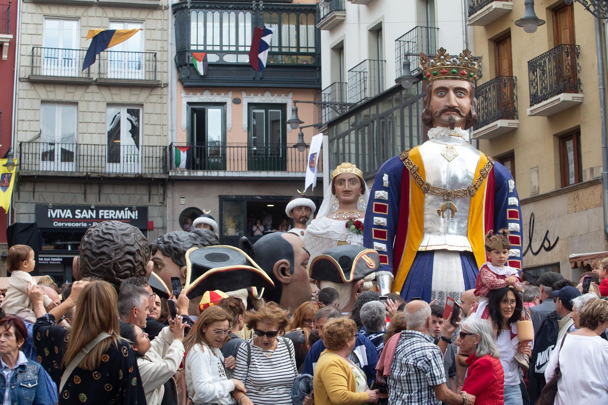 Fotos de la Comparsa de Gigantes