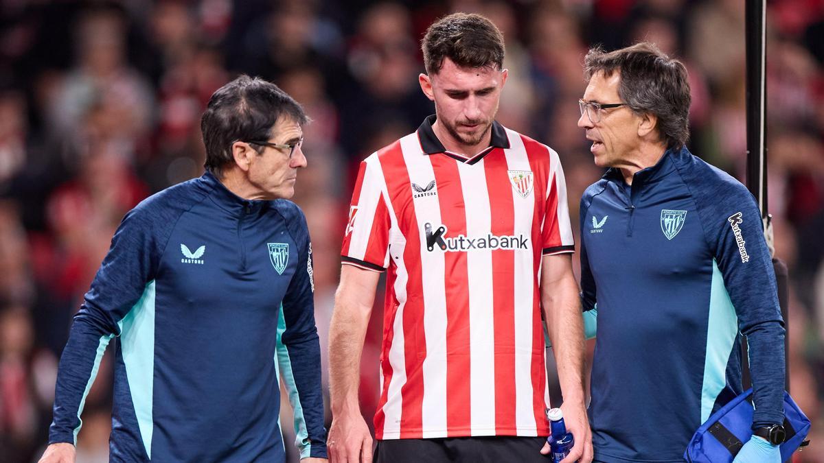 Laporte abandona el campo lesionado en el partido ante el Atlético