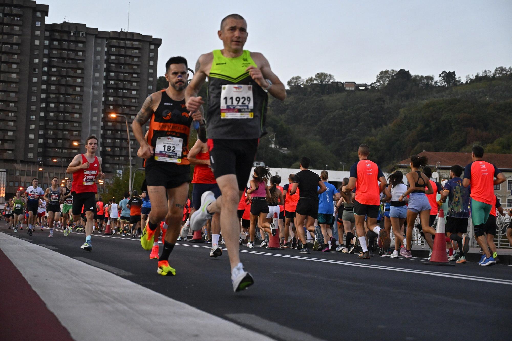 El Bilbao Night Marathon, en imágenes