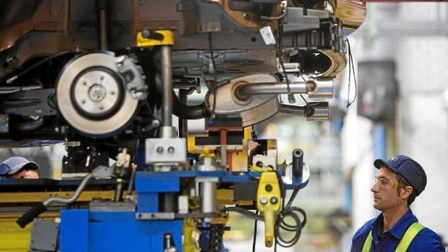 La industria vasca pierde un 0,6% de pedidos pero aumenta un 5,6% su negocio