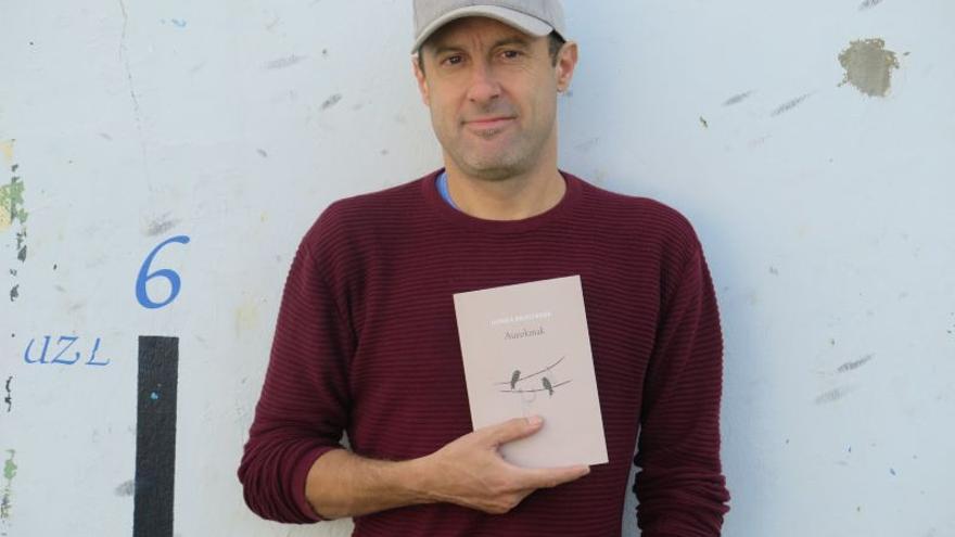 Gorka Erostarbe zumarragarrak poesia liburua argitaratu du