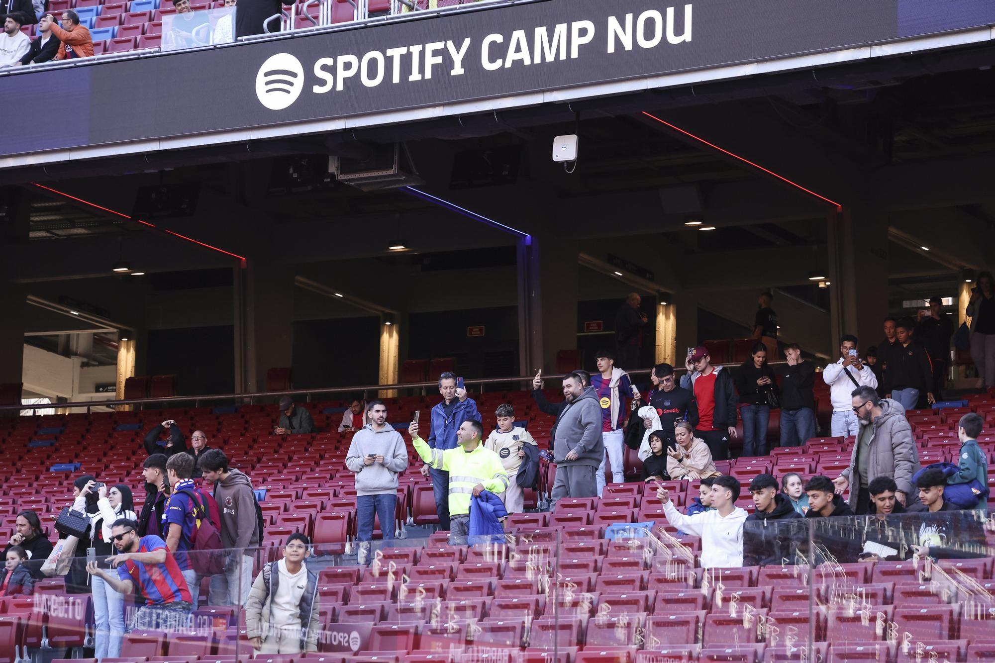 Fotos del nuevo Spotify Camp Nou en el primer día con público