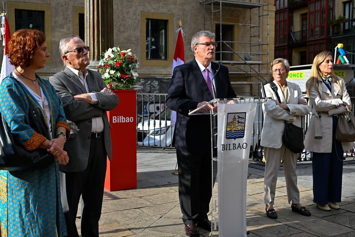 Bilbao recuerda en el homenaje a Unamuno su defensa de "la libertad y la dignidad humana"