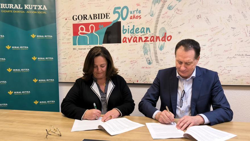 Acción Social de Rural Kutxa y Gorabide apuestan por la excelencia profesional en la prestación de apoyos a personas con discapacidad intelectual y  sus familias