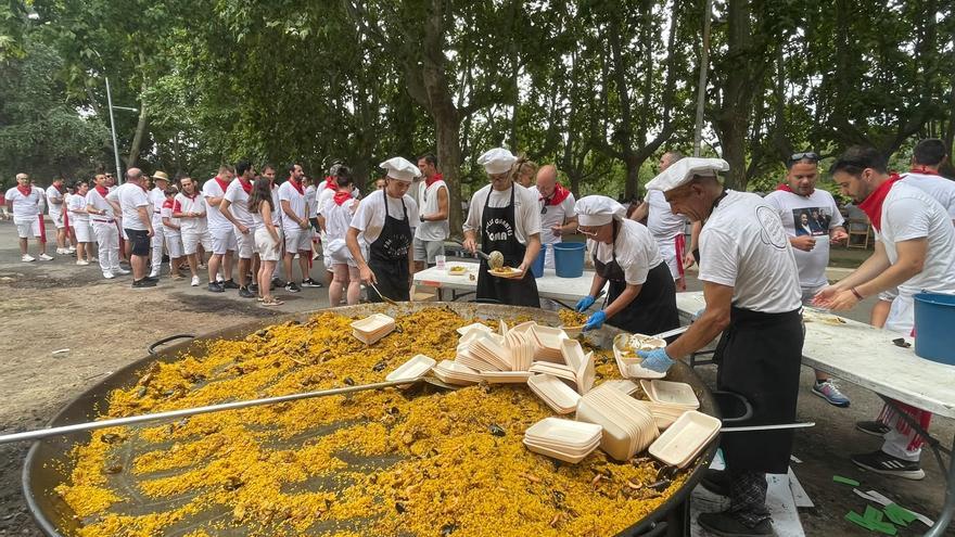 La comida popular de Lodosa mantiene el ambiente festivo en la recta final