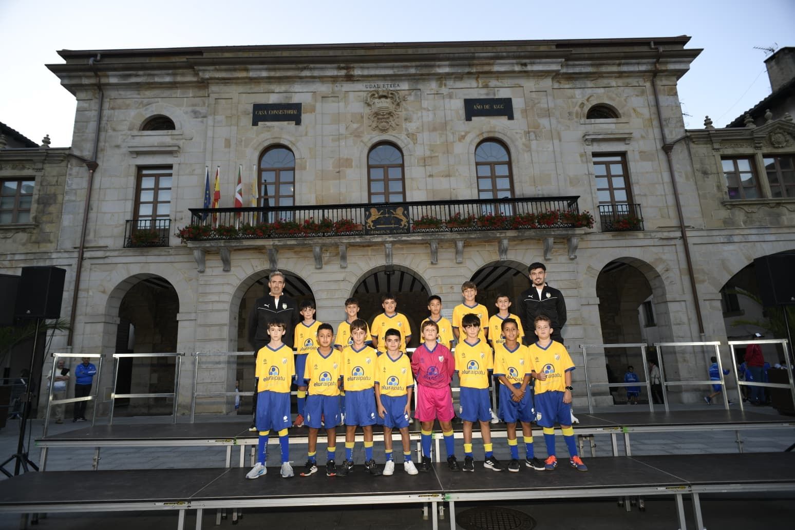 Presentación de los clubes deportivos de Urretxu y Zumarraga