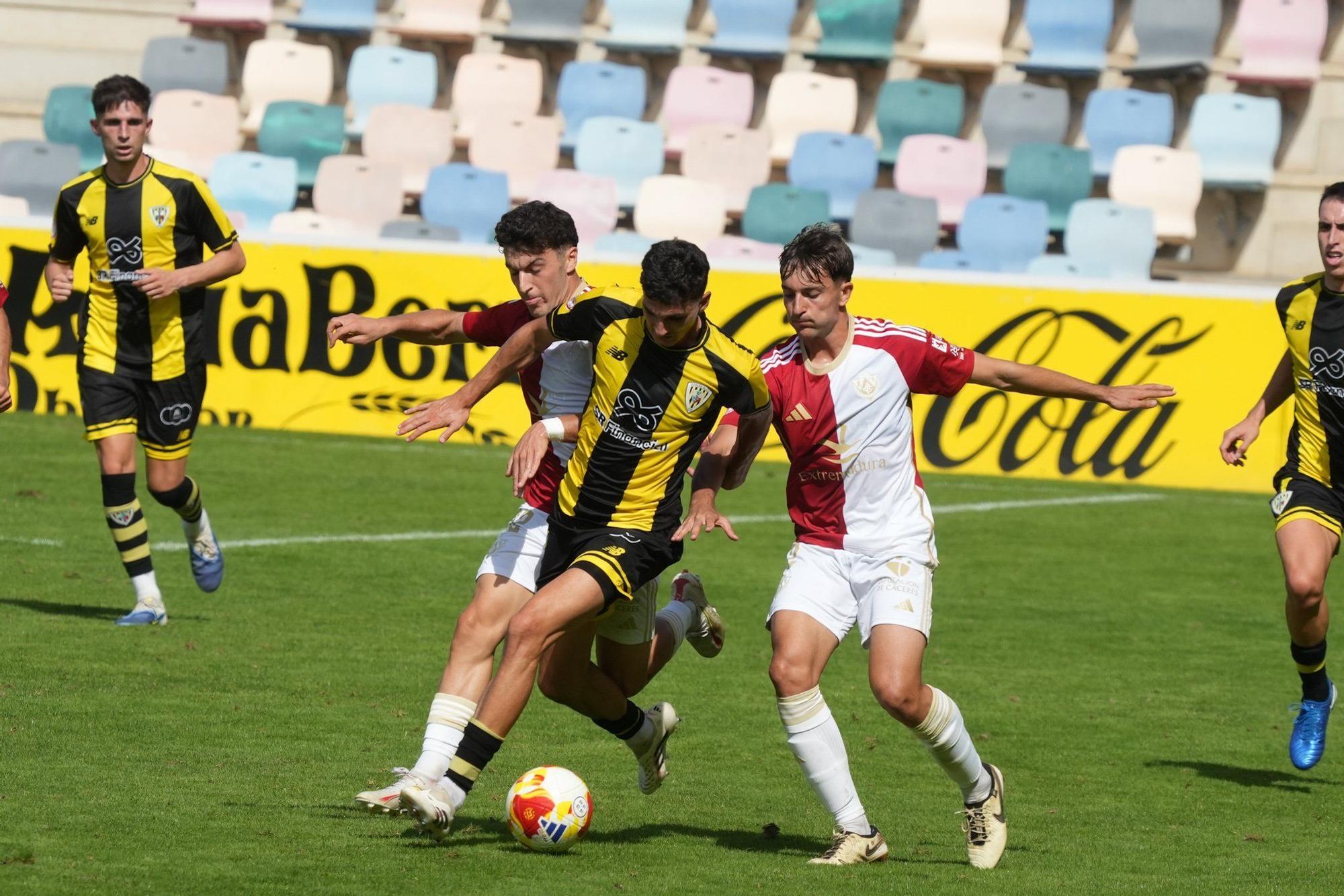 El Barakaldo-Cacereño, en imágenes