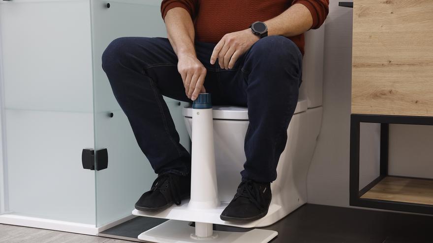Emprendimiento local en Navarra: un dispositivo para mejorar la postura en el inodoro