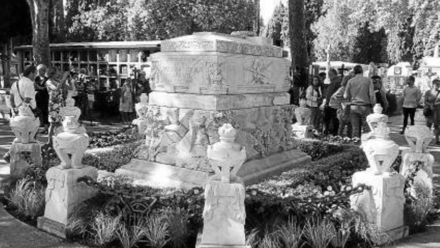 Sepultura de Sarasate, 1908