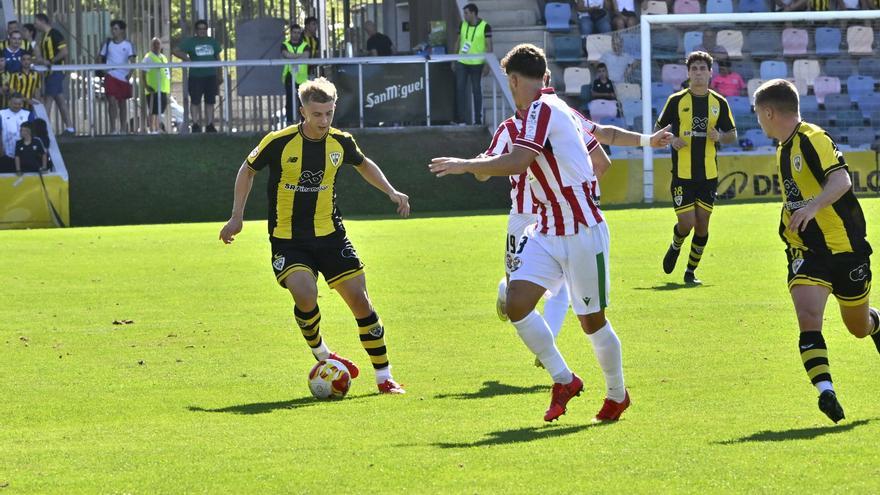 Ekaitz rescata a tiempo el primer punto del Barakaldo
