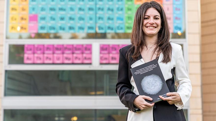 Éxito académico: la navarra Alba Sorroche Ezquerro, doctorada ‘cum laude’ en química