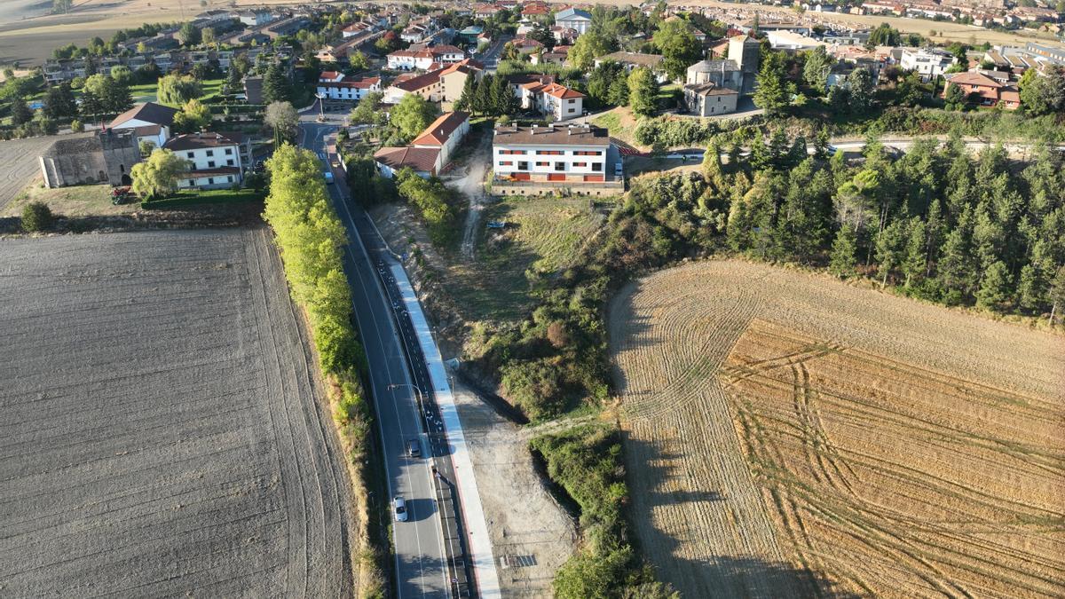 Entrada a Cizur por el carril bici.