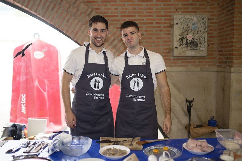 Kantu Afaria y concurso gastronómico en las Agorreko Santikutzak de Legazpi