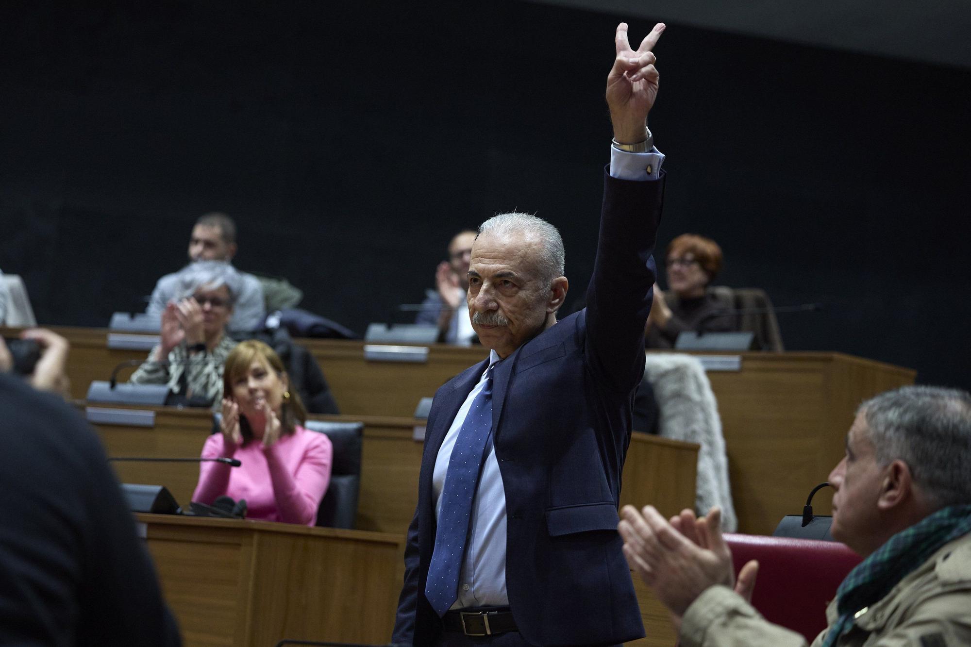 Fotos de la entrega de la Medalla de Oro del Parlamento de Navarra