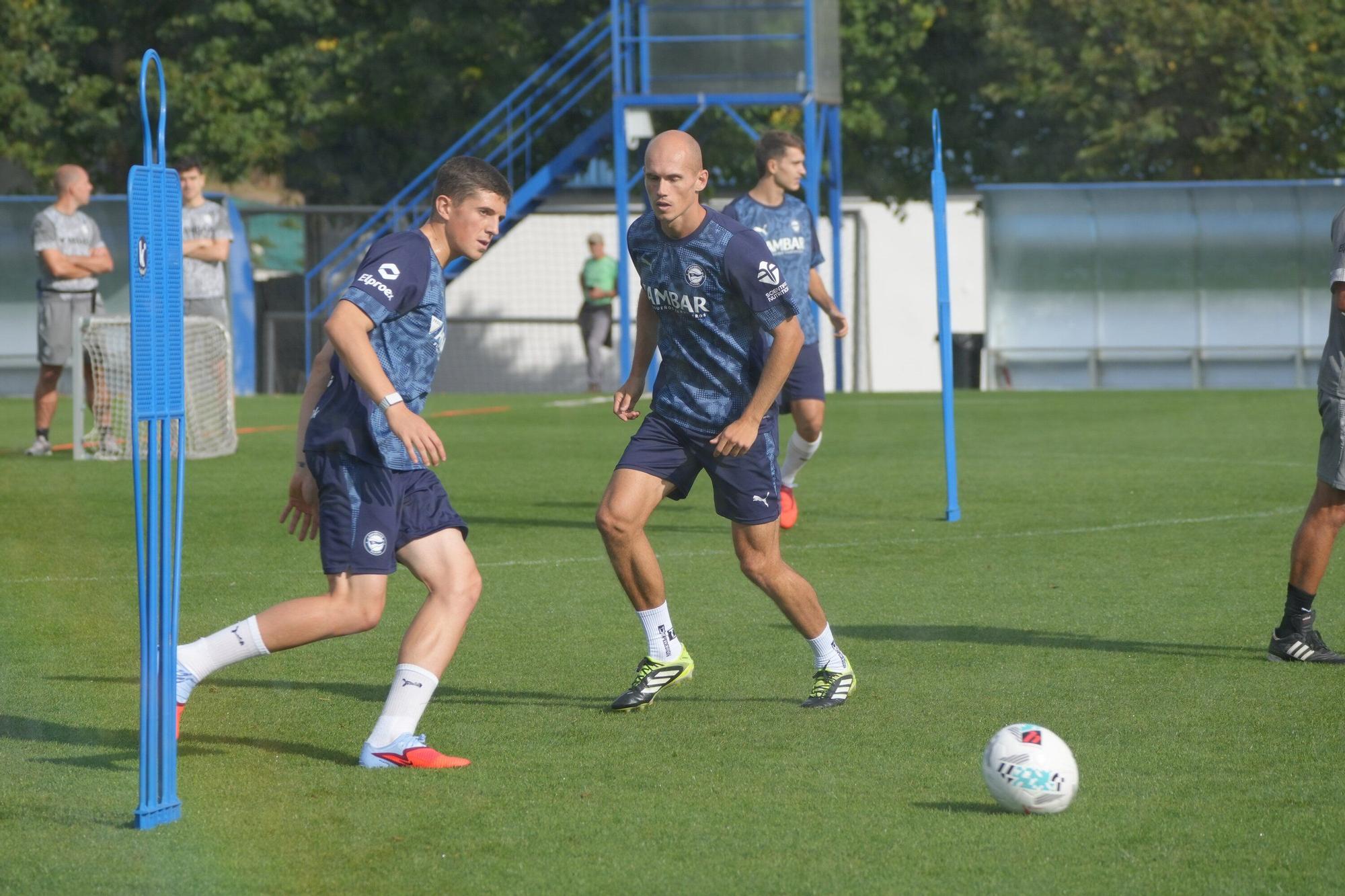 En imágenes: El Alavés se ejercita en Ibaia durante el parón de selecciones