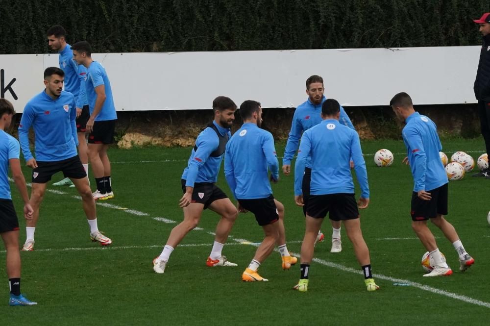 Entrenamiento del Athletic en Lezama.