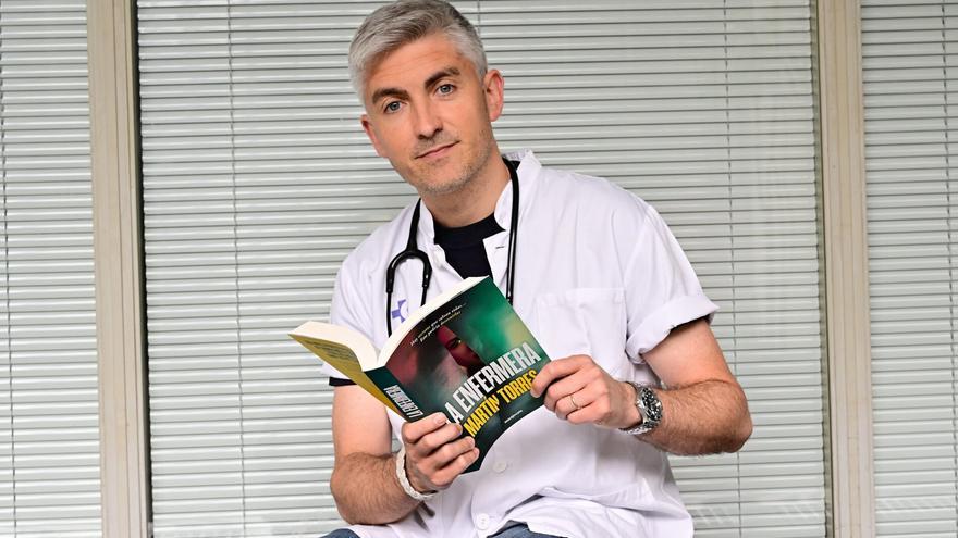 Martín Torres, médico de Urgencias: “No es sano llevarte las cargas del trabajo a casa, pero ocurre”