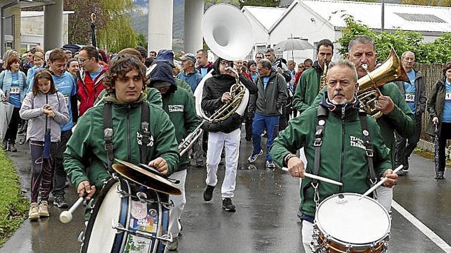 Txarango Txorongo anunció la marcha por las calles.