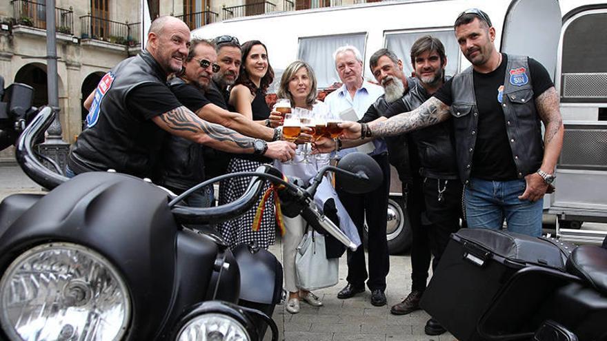 Quique Romero, Mateo Barrio, Ramón Pradera, Cristina Aguirre, Susana Díaz de Corcuera, Carlos Zapatero, Andrés Soto, Víctor Rider y Pablo Moraleda .Fotografía de Gabriel Fernández