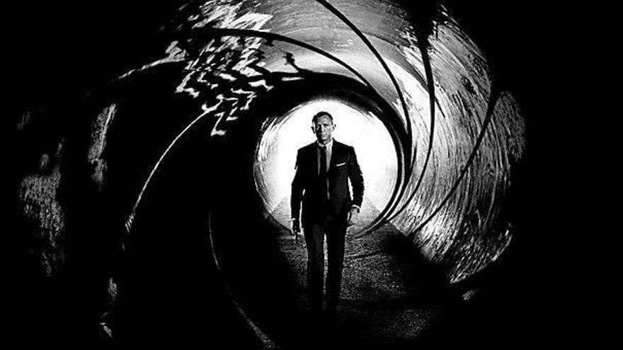 En octubre se estrenará la última película de James Bond, &#039;Skyfall&#039;, interpretada por Daniel Craig, quien encarna por tercera vez al espía británico