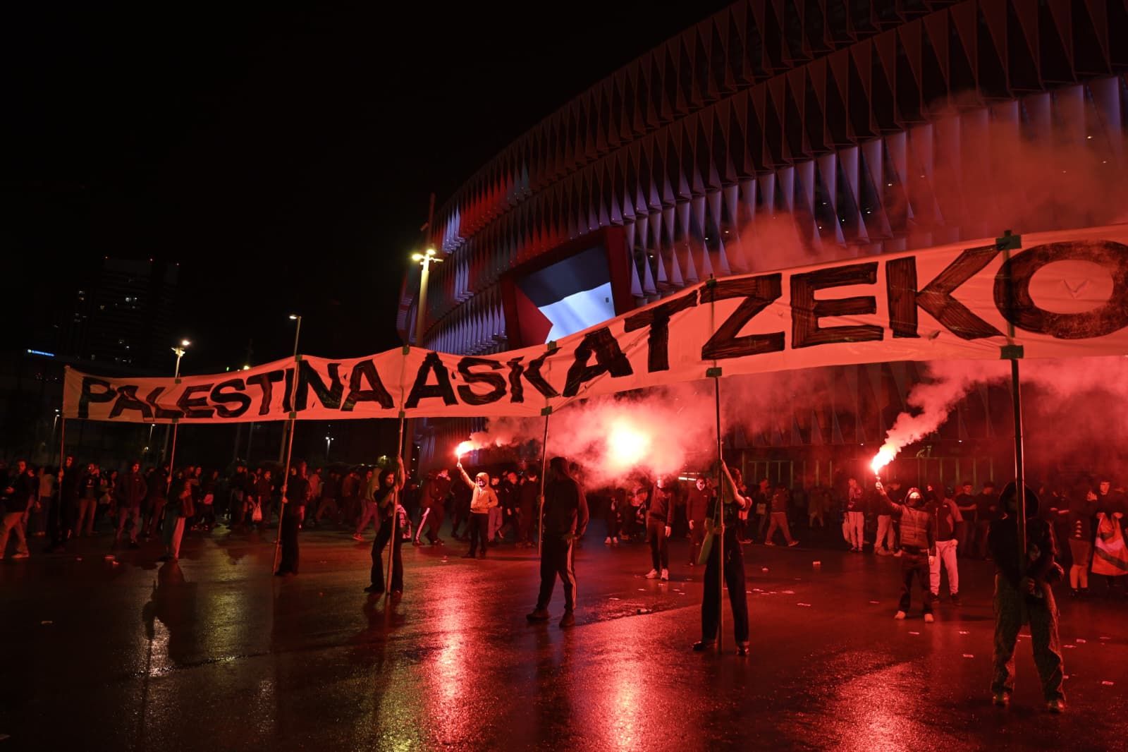 Las mejores imágenes del ambiente festivo en apoyo a Palestina