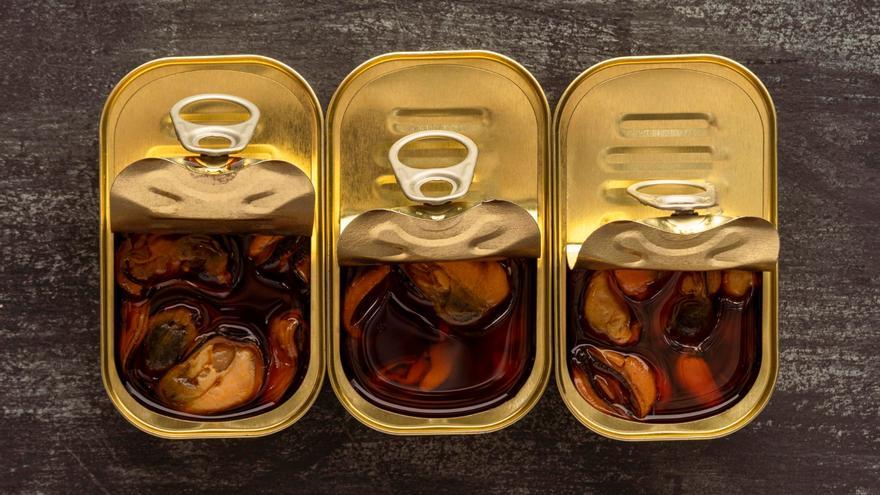 La OCU advierte sobre el consumo del líquido en los mejillones en lata: "Nos inquieta..."