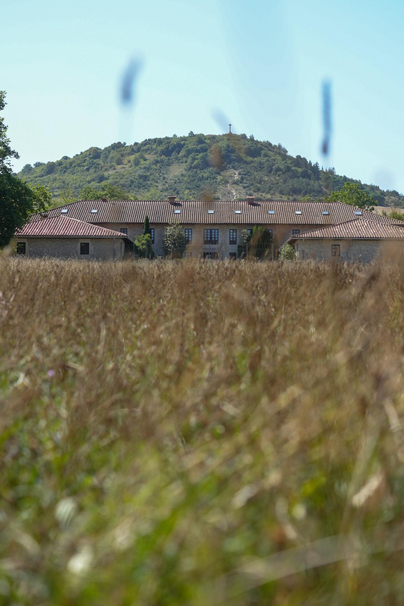 Así luce la campa de Olarizu tras 5 meses de huelga de jardineros