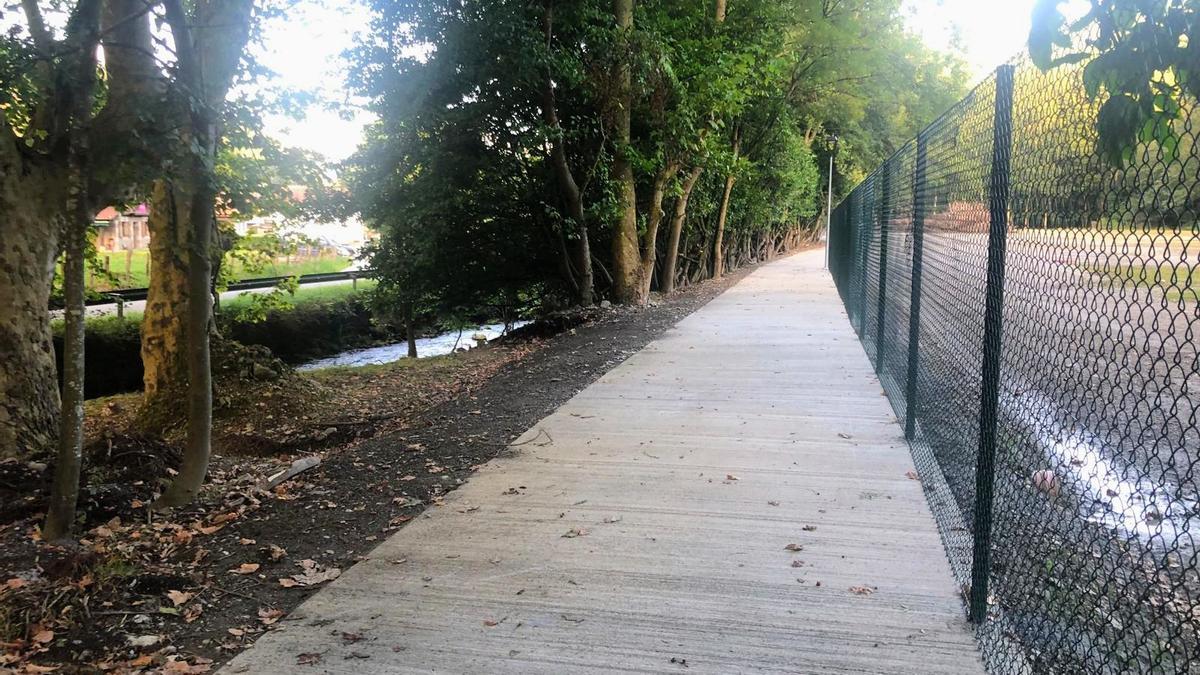 Ya se puede pasear por el nuevo camino abierto en Lesaka