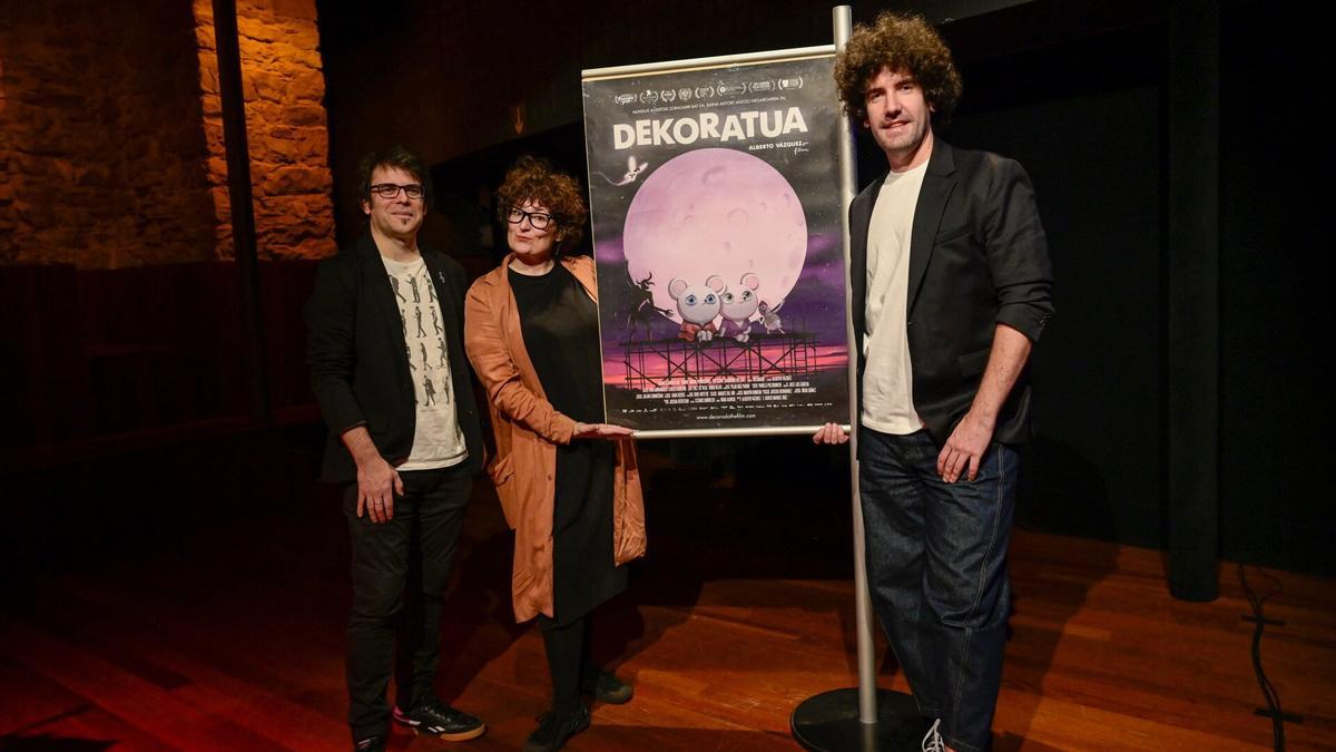 Alberto Vázquez, Marga Altolaguirre e Iván Miñambres, este martes.