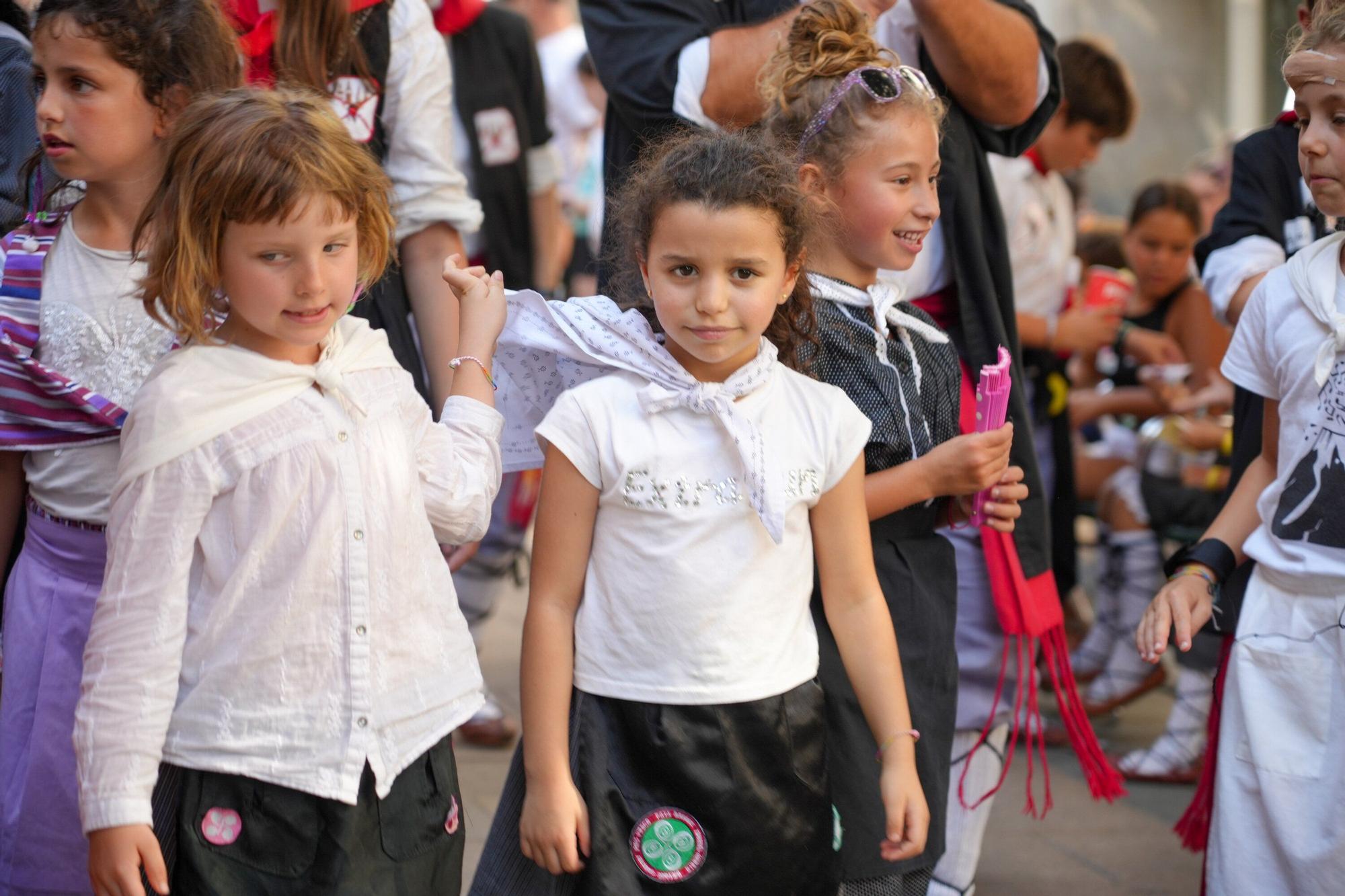 En imágenes: Celedón Txiki y Edurne lideran el paseíllo a pesar del calor