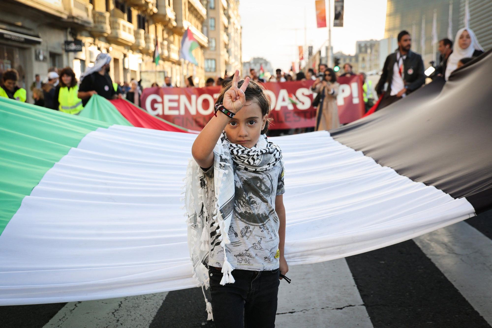La voz de Hind Rajab | Fotos de la marcha en apoyo a Palestina en Donostia - San Sebastián