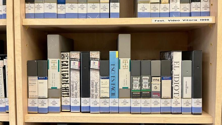 Vitoria ayudará a digitalizar este sábado vídeos antiguos de la subida o bajada de Celedón