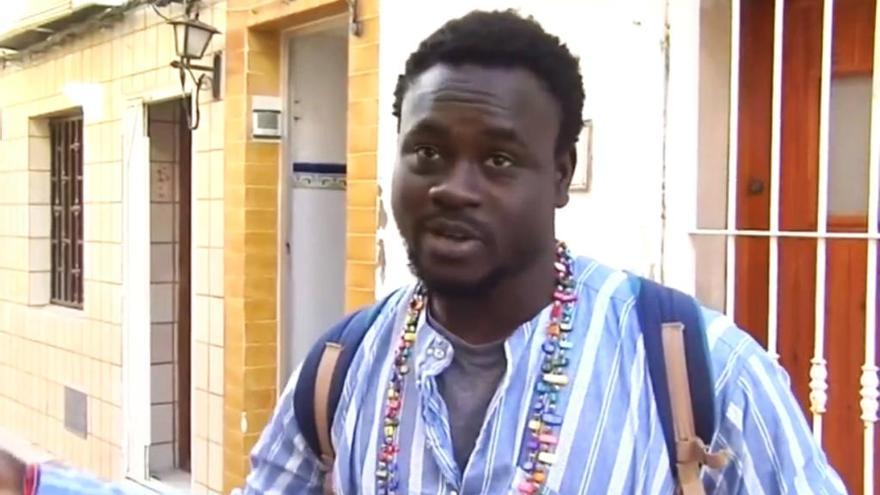 El &quot;héroe senegalés&quot; de Denia consigue papeles de residencia y trabajo