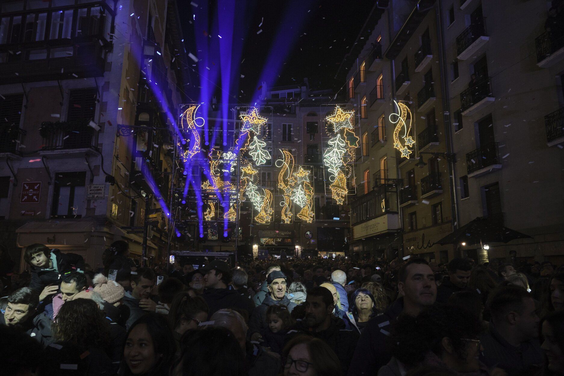 Imagenes del encendido de luces de navidad en Pamplona