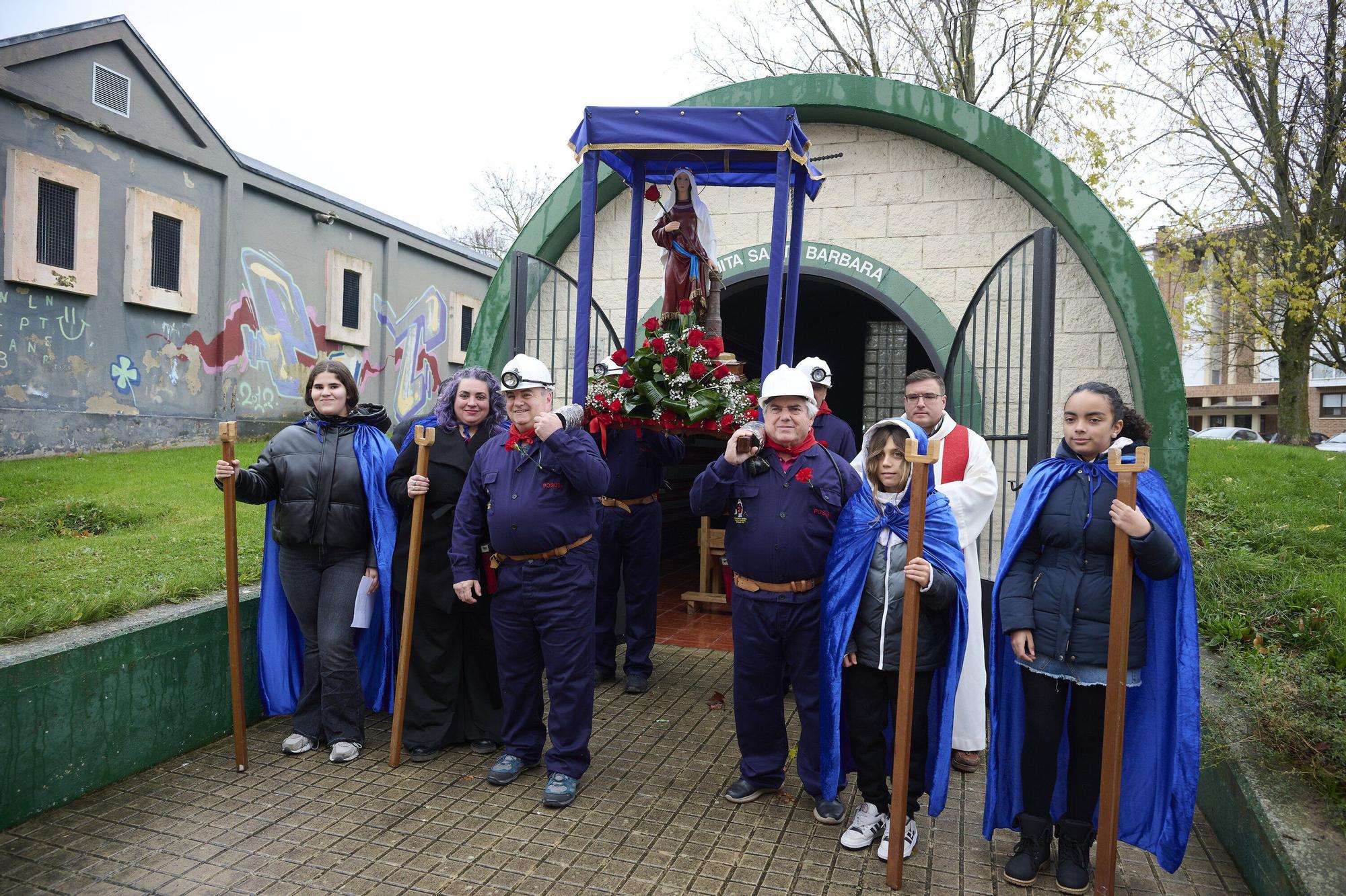 Fotos de la procesión en Beriáin de Santa Bárbara, patrona de los mineros