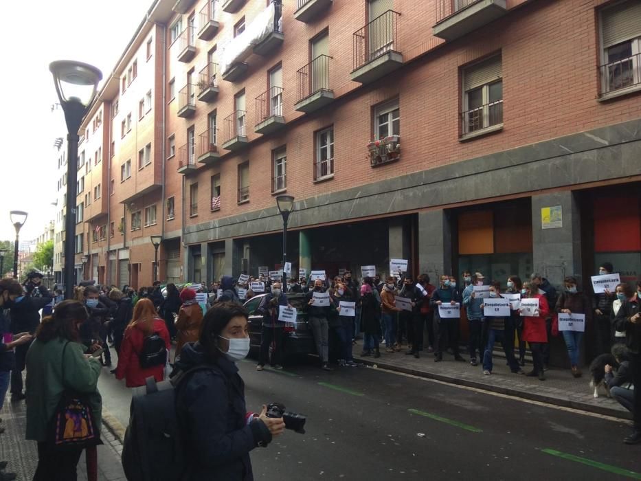 Desalojo de una mujer y su bebé en Bilbao