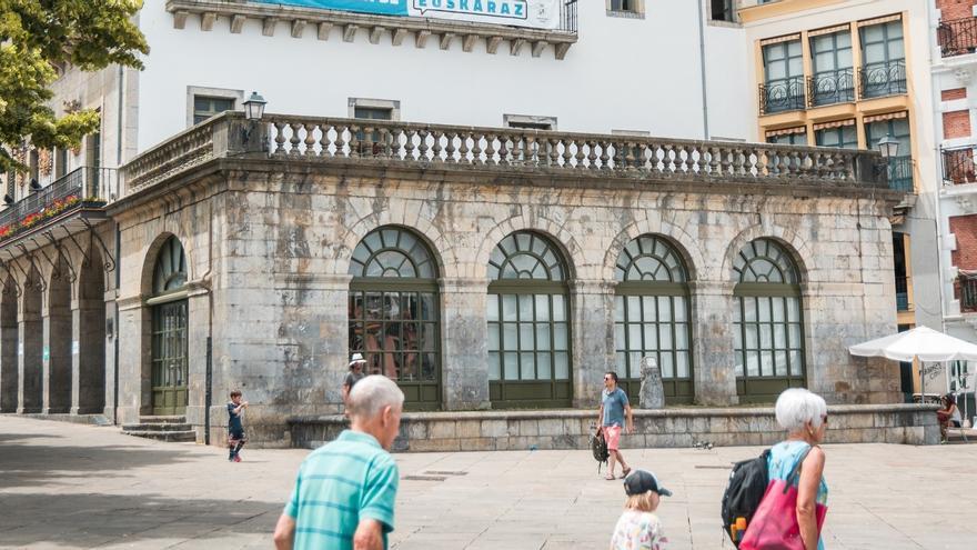 Lekeitioko Emakume Sortzaile eta Ekintzaileen azokaren edizio berria martxan