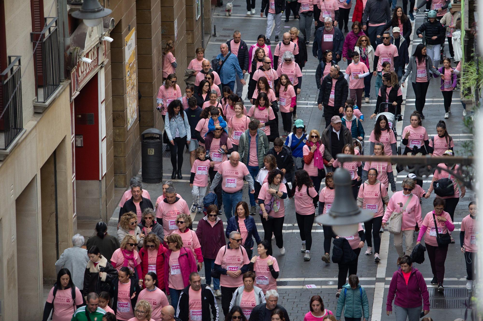 Fotos de la Carrera contra el Cáncer de Mama de Saray en Pamplona 2025