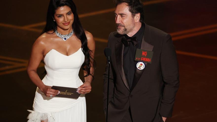 La reivindicación política brilla por su ausencia en los Oscar: Bardem, el único en denunciar la "guerra ilegal" en Oriente Medio