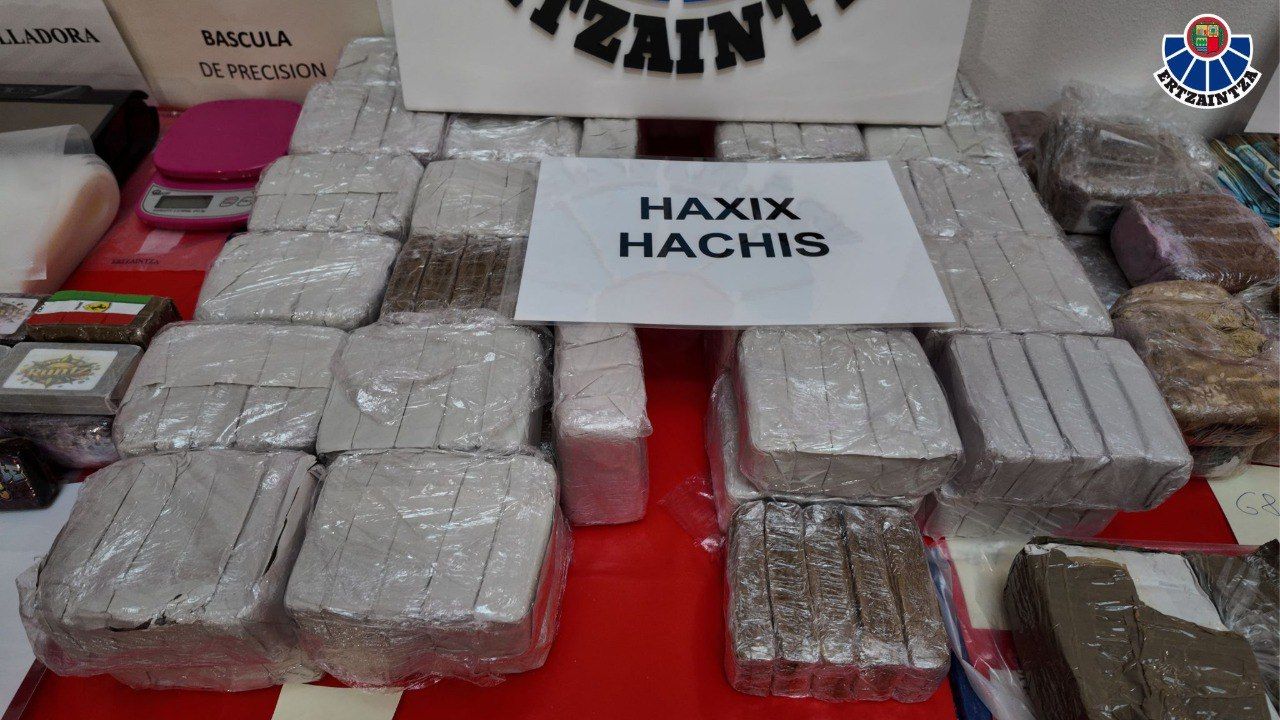 En imágenes: operación contra el tráfico de drogas en Bizkaia