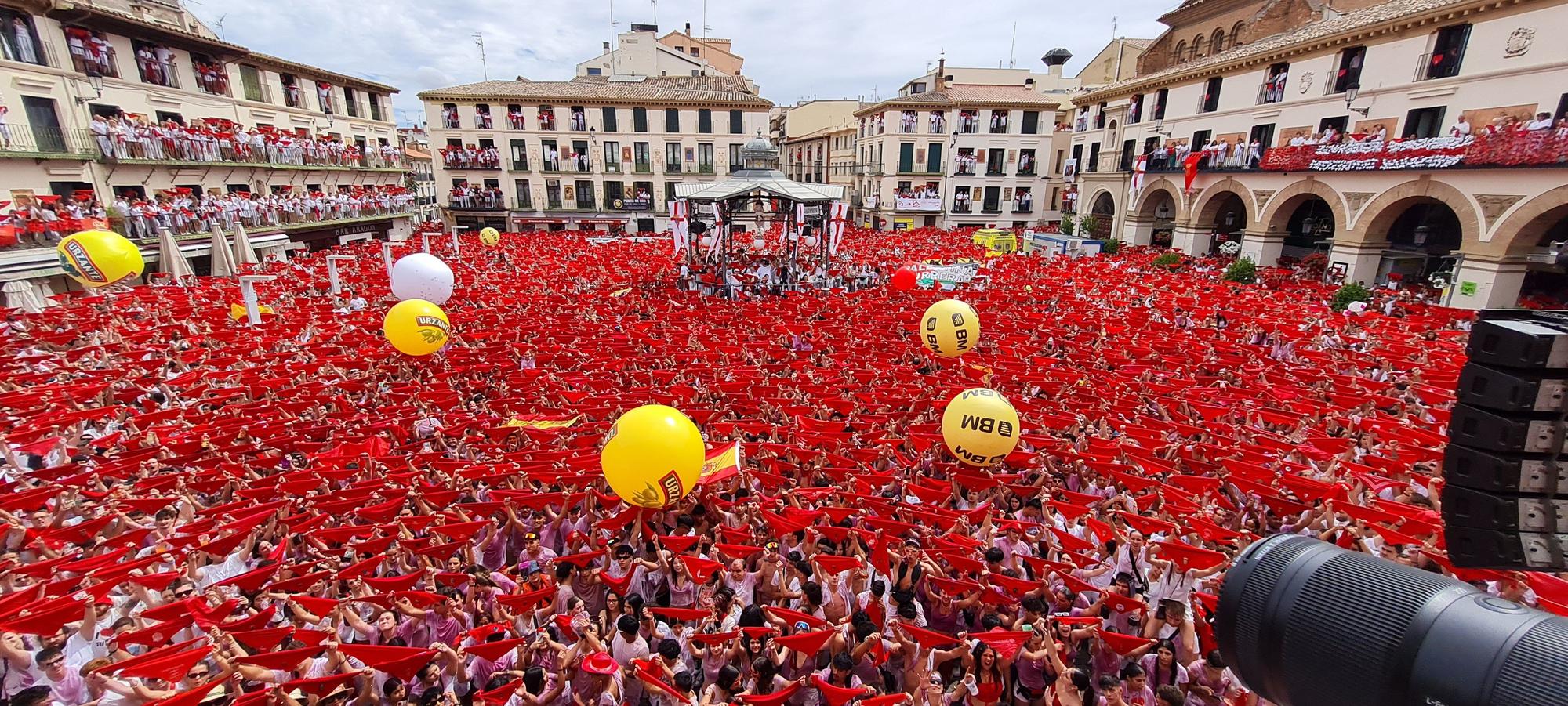 Fotos del cohete de las fiestas de Tudela 2025