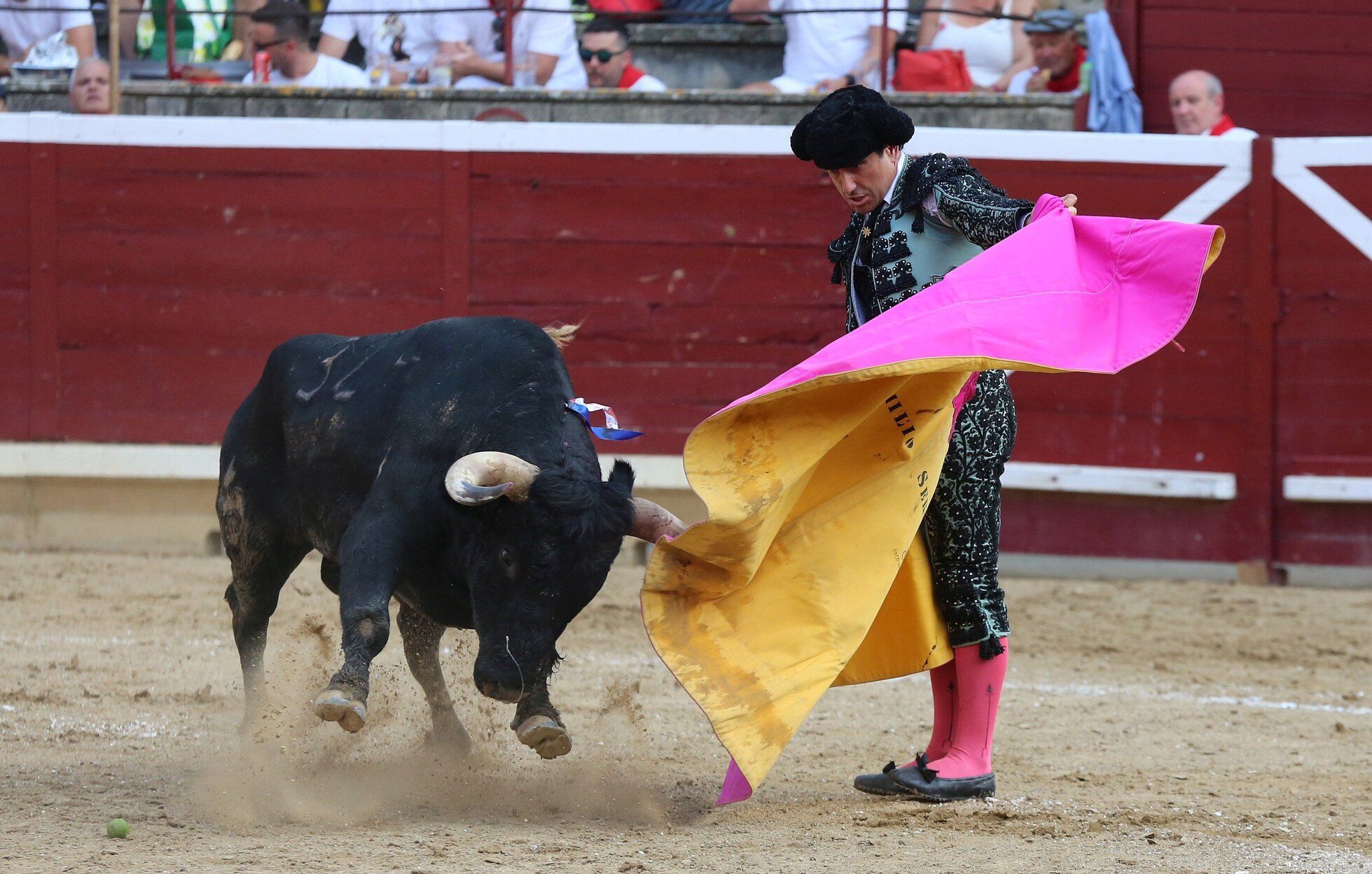Fotos de la tercera corrida de toros de fiestas de Tafalla