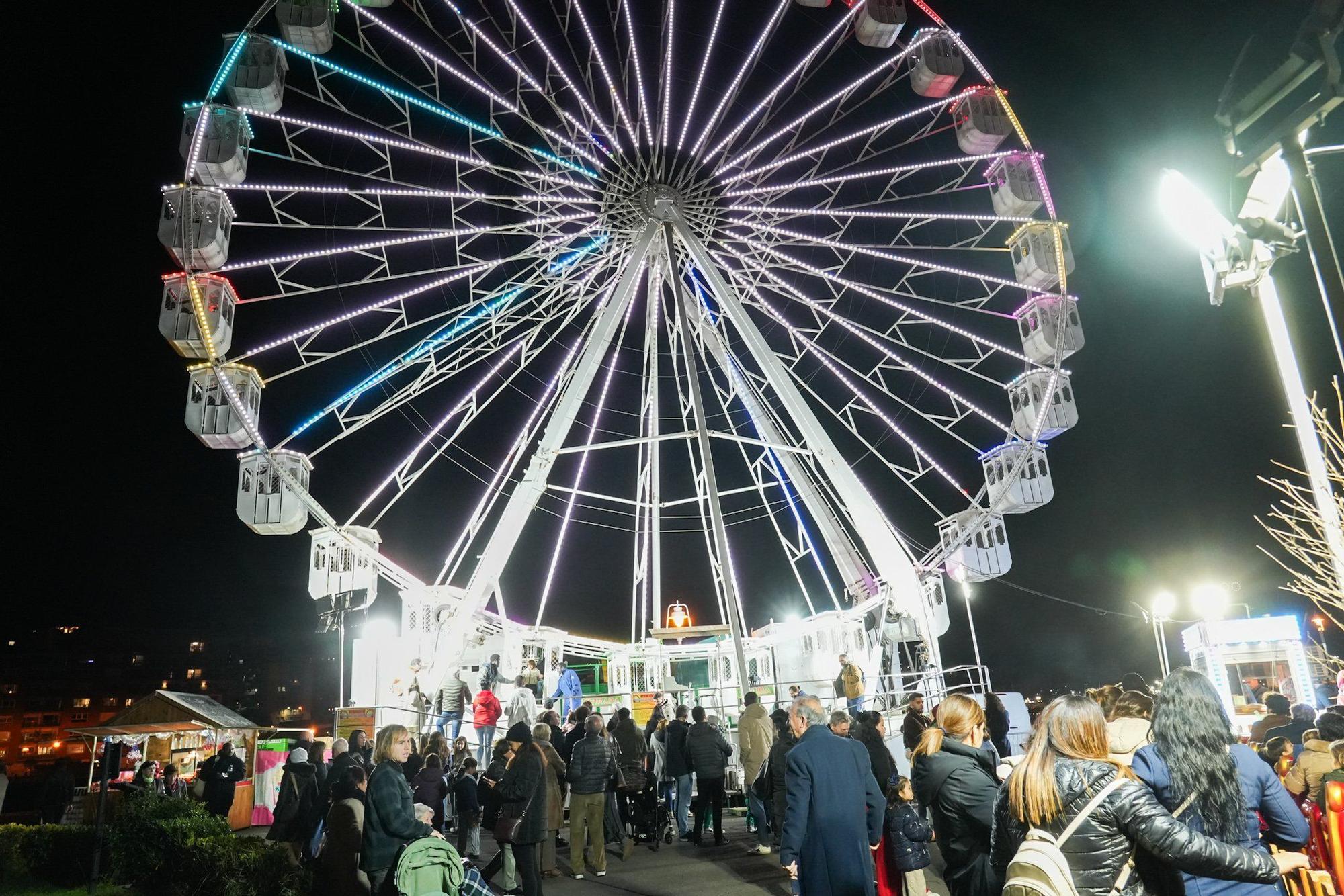 En imágenes: la noria de Getxo ya está en marcha